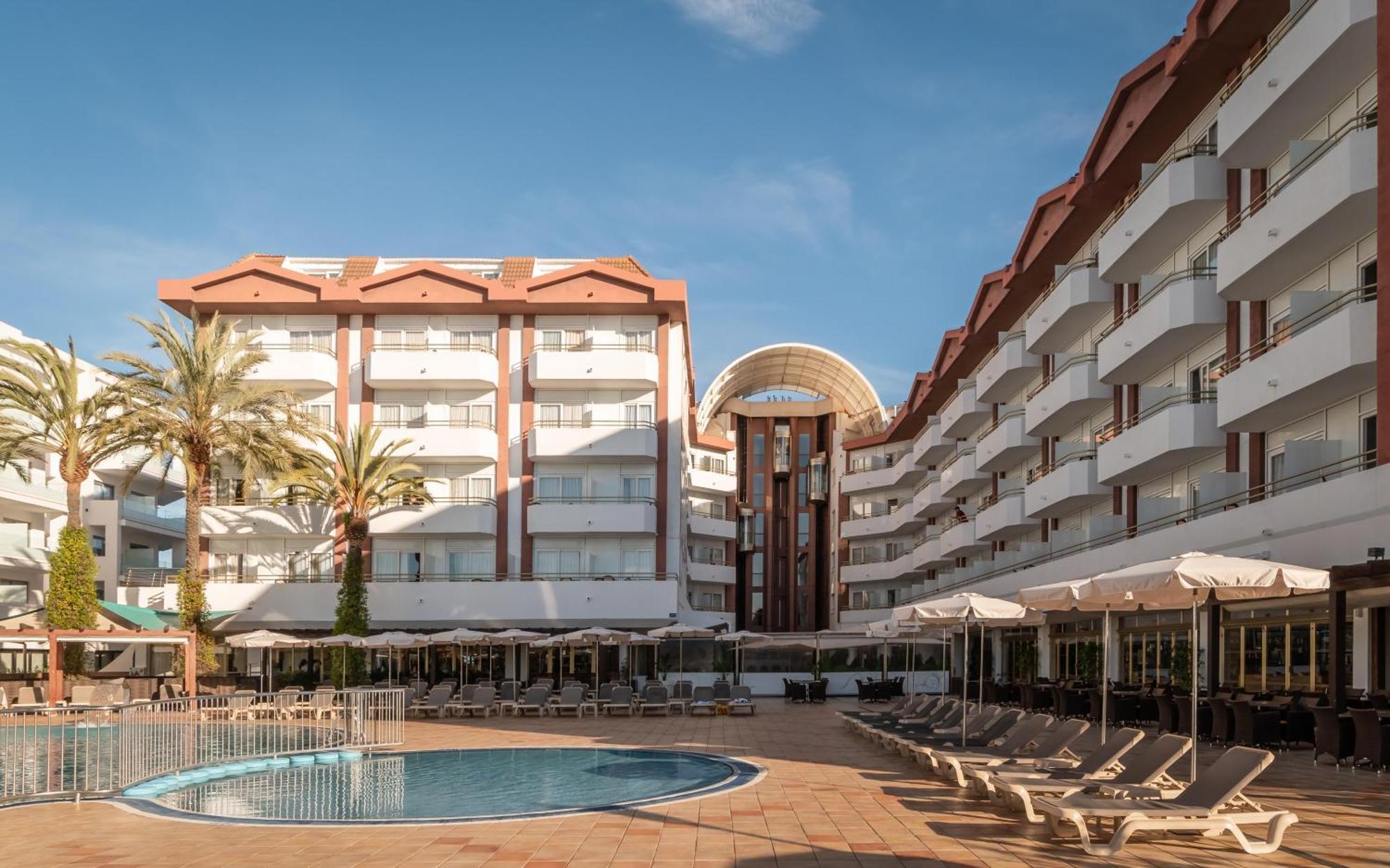 Alegria Florida Park Hotel Santa Susanna Exterior photo